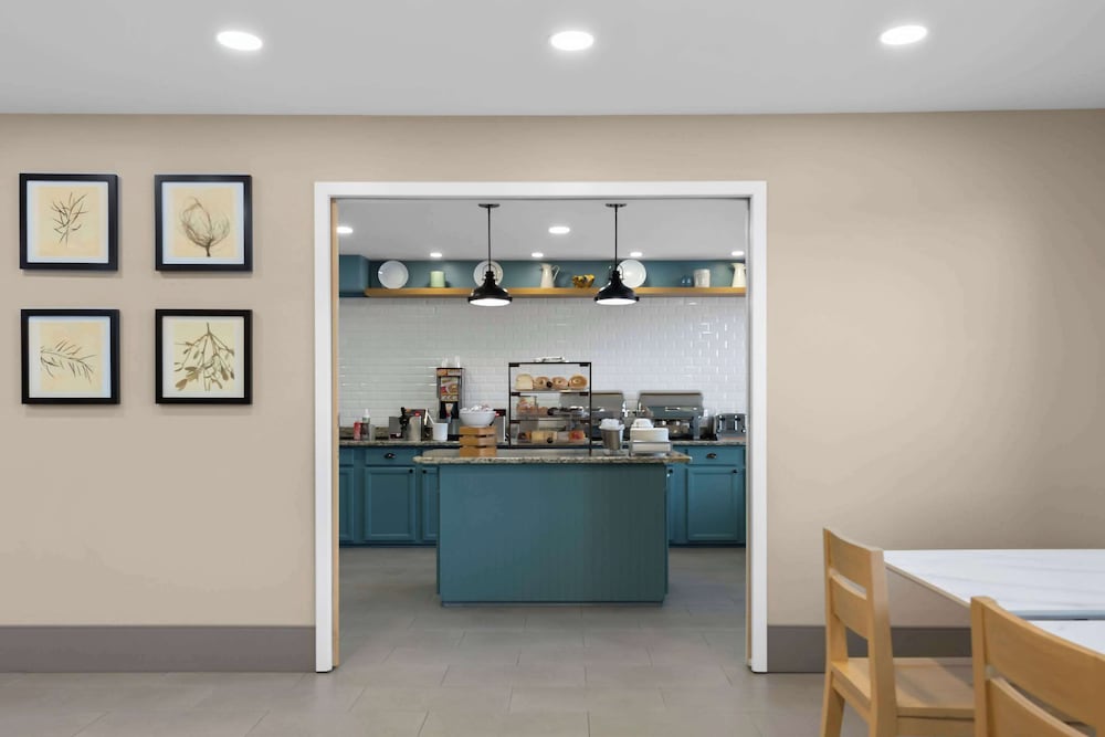 Country Inn & Suites by Radisson Coon Rapids MN - photo 68