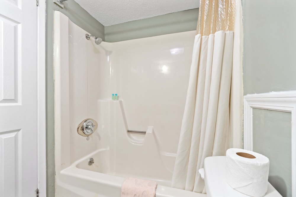 The anchor hotel - photo 11