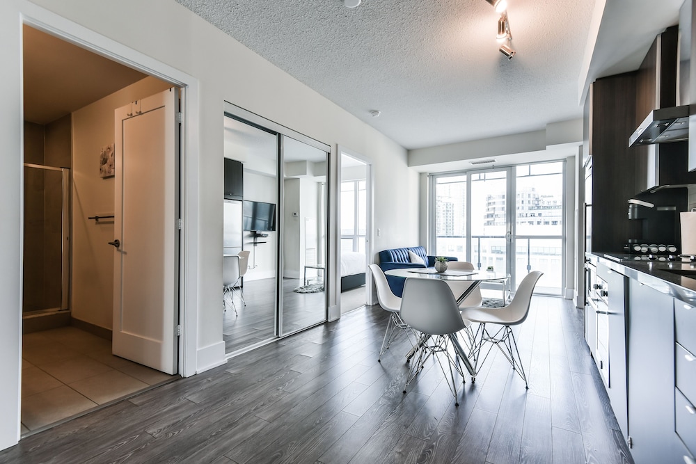 Hotel image of Globalstay. Modern Downtown Apartments