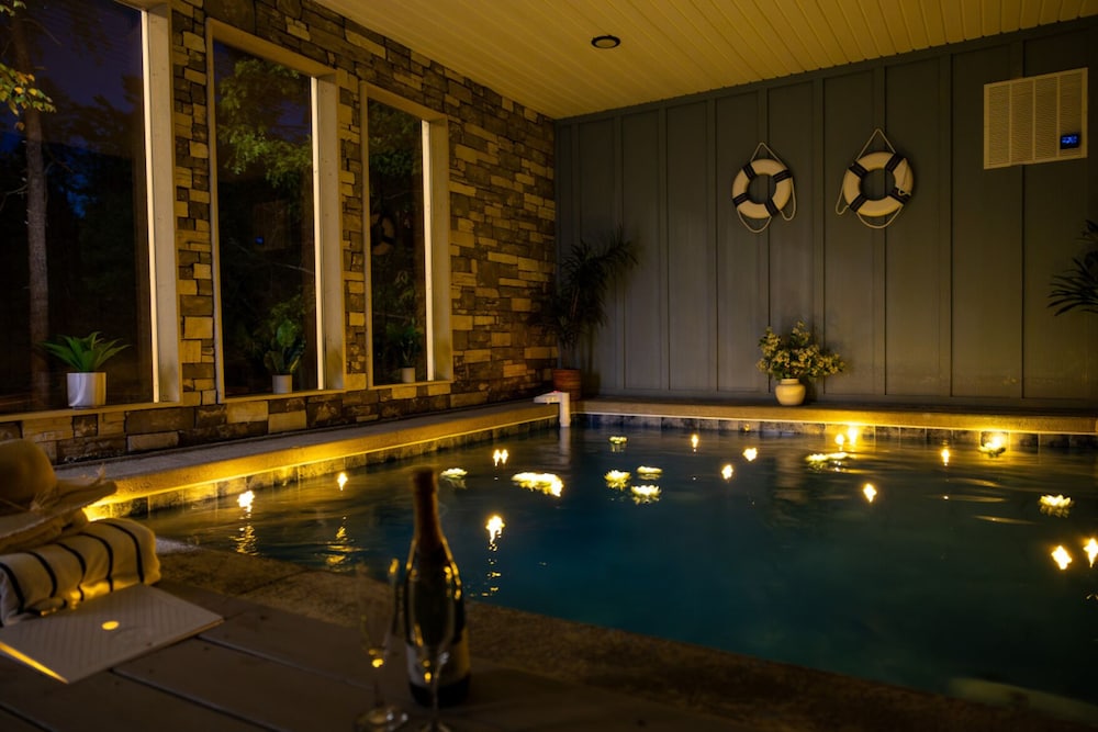 Sweet Escape By Ghosal Luxury Lodging - photo 39
