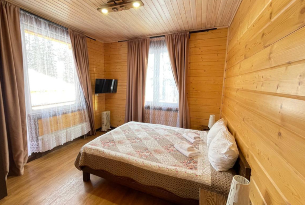 Valley Sunny Sunny Valley 11 Building in Syrostan, Russia