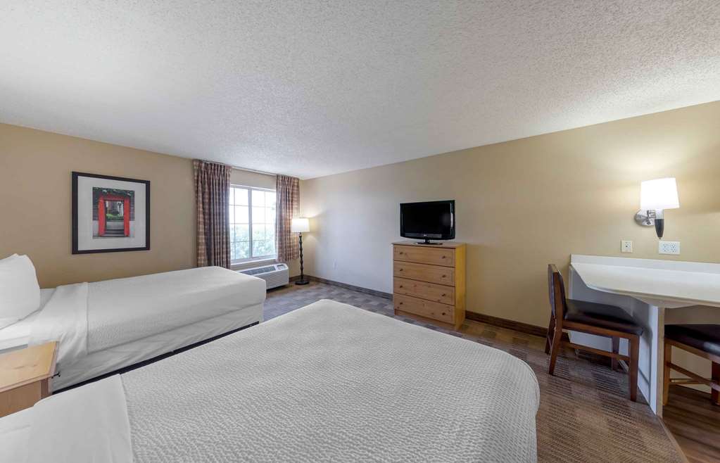 Extended Stay America Suites Los Angeles Glendale - photo 26