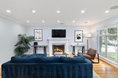 @ Marbella Lane Immaculate & Cozy 3BR Home — 4-Star Luxury Hotel in San Jose, United States