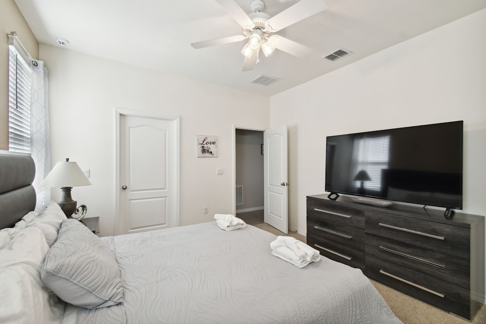 7704oml solterra Resort 7 Bedroom Home by RedAwning - photo 23