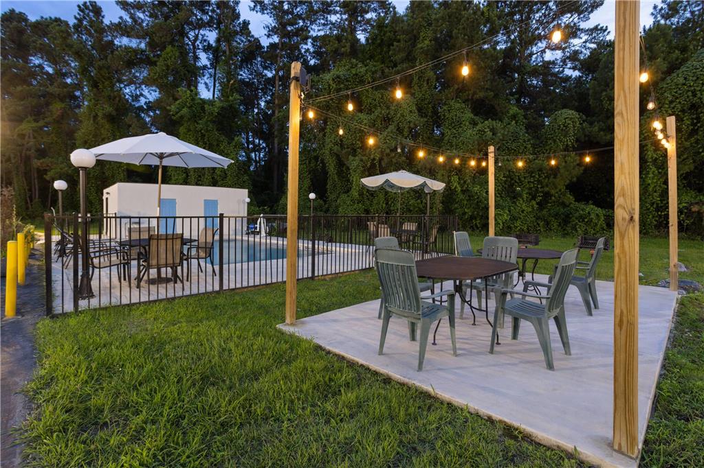 Days Inn by Wyndham Hardeeville Near Hilton Head - photo 28