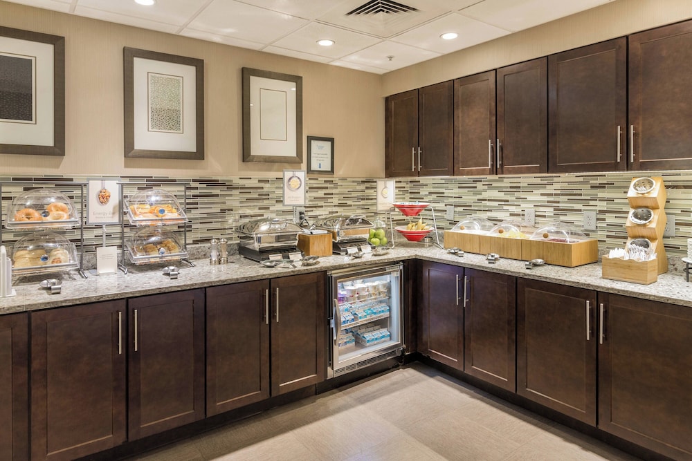 Fairfield Inn & Suites by Marriott Keene Downtown - photo 25