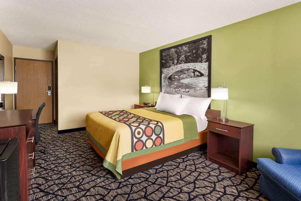 Super 8 by Wyndham Ankeny Des Moines Area - photo 14