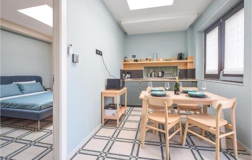 Cozy Home In Terzigno With Kitchen — Terzigno — photo 3