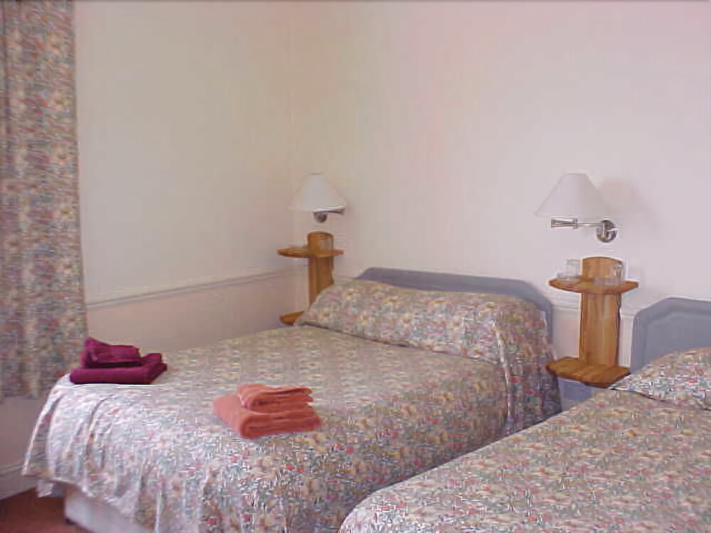 Adastral Hotel — Hove — photo 3