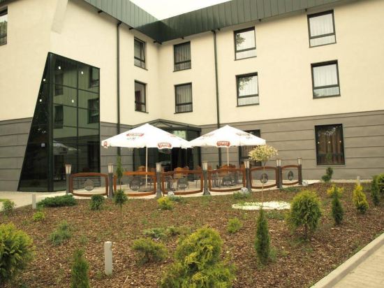 Niepo omice — hotel in Niepolomice