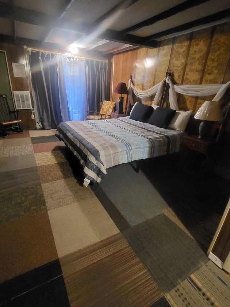 Pocono Mountains Hotel and Spa - photo 71