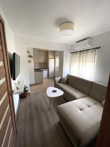 Apartman Misovic — 4-Star Luxury Hotel in Herceg-Novi, Montenegro