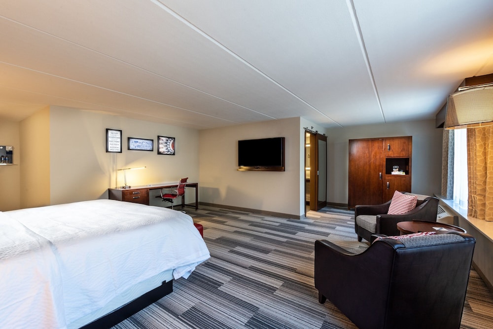 Four Points by Sheraton Atlanta Airport West - photo 6