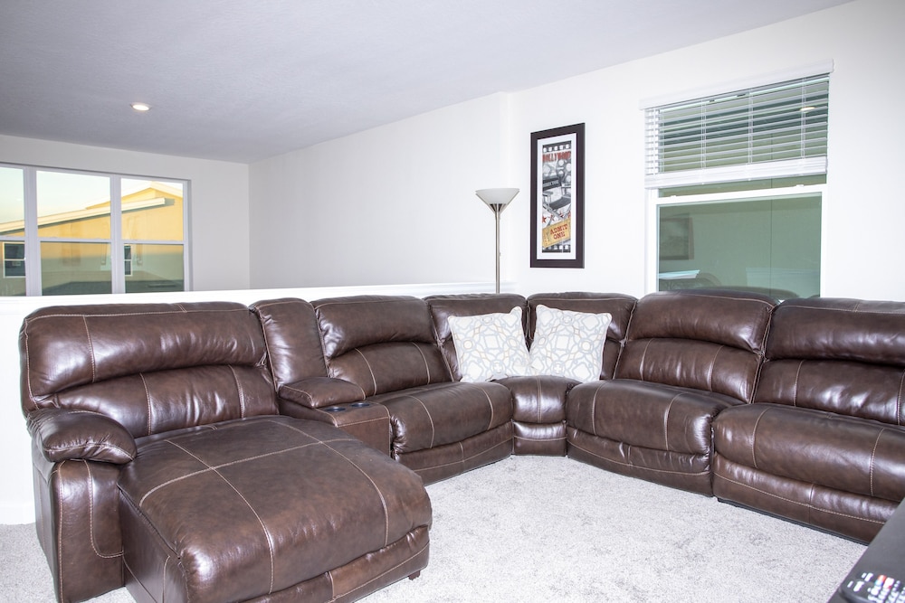 Gorgeous 5Bd Close to Disney @ Storey Lake 2734 - photo 41