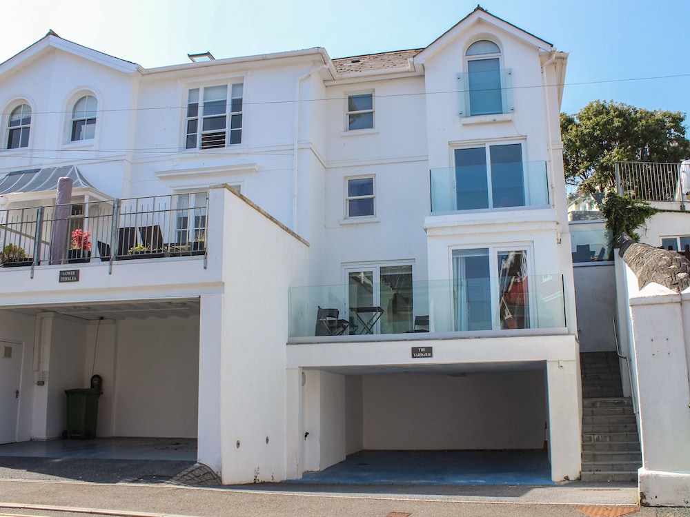 Yardarm in Salcombe, United Kingdom