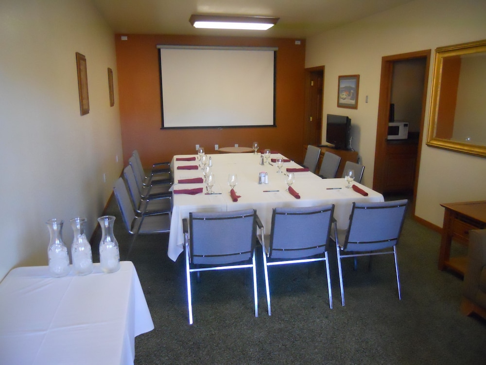 Robinhood Resort - photo 53