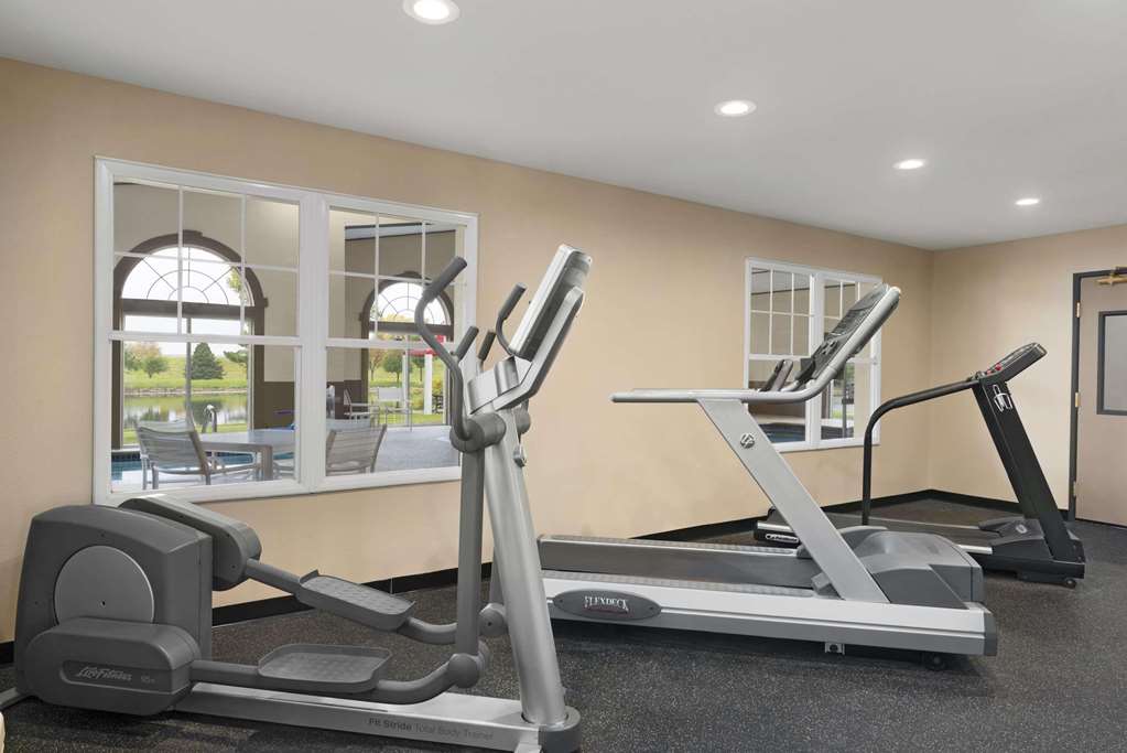Country Inn & Suites by Radisson Ankeny IA - photo 11