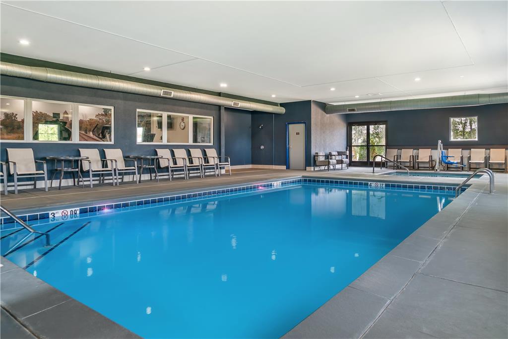 Best Western Plus Wayland Hotel - photo 10