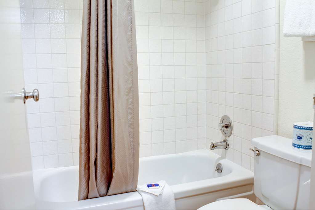 Motel 6 Bishop CA - photo 25