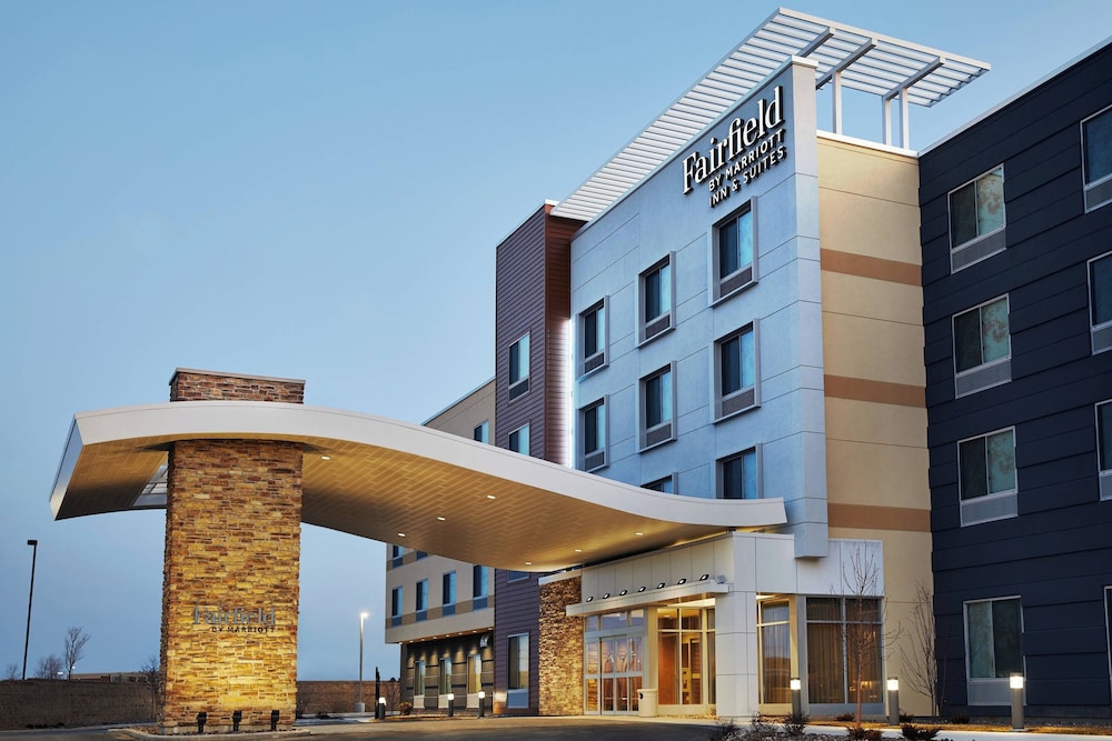 Fairfield Inn & Suites by Marriott Sheboygan - carbon neutral hotel in Sheboygan