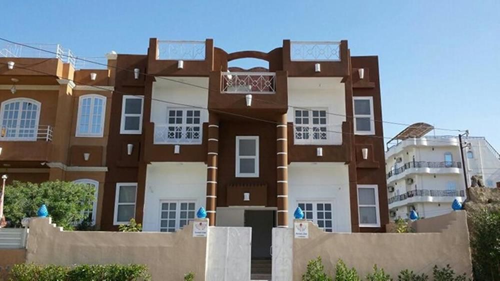 Sunset View Apartments