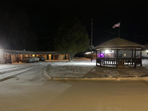 Tour Inn Motel - photo 7