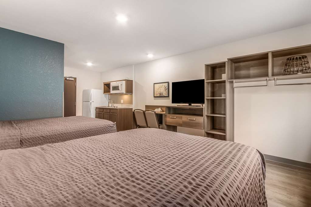 WoodSpring Suites Doral Miami Airport - photo 25
