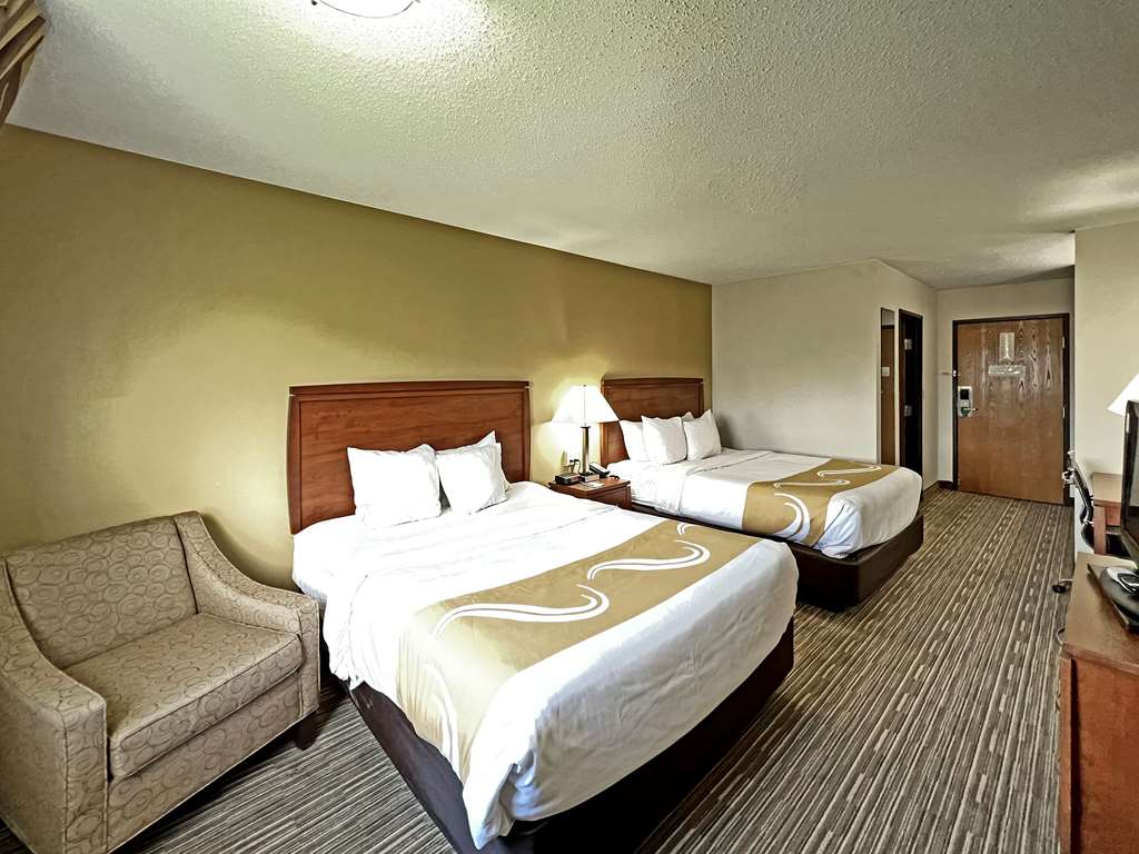 Quality Inn Mitchell I 90 - photo 20
