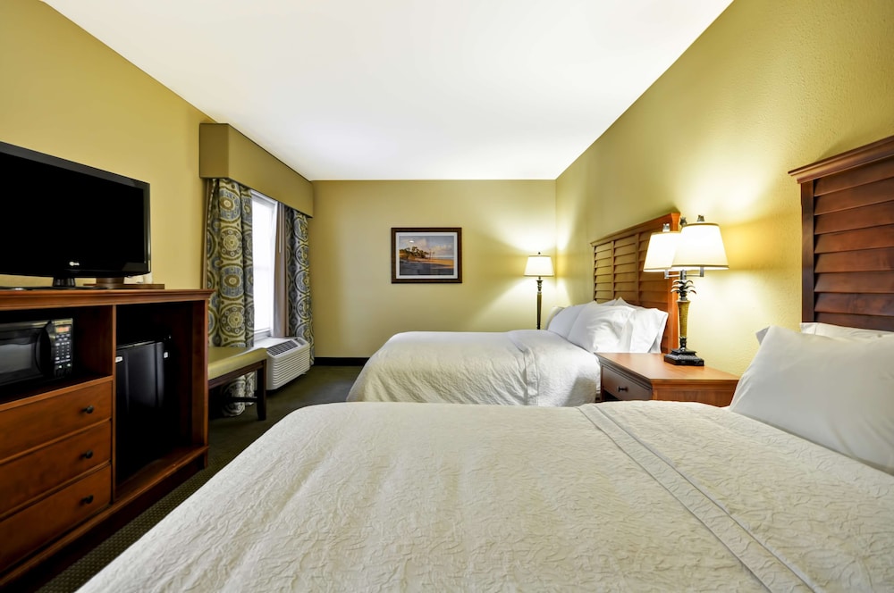 Hampton Inn & Suites Charleston Mt. Pleasant Isle Of Palms - photo 10