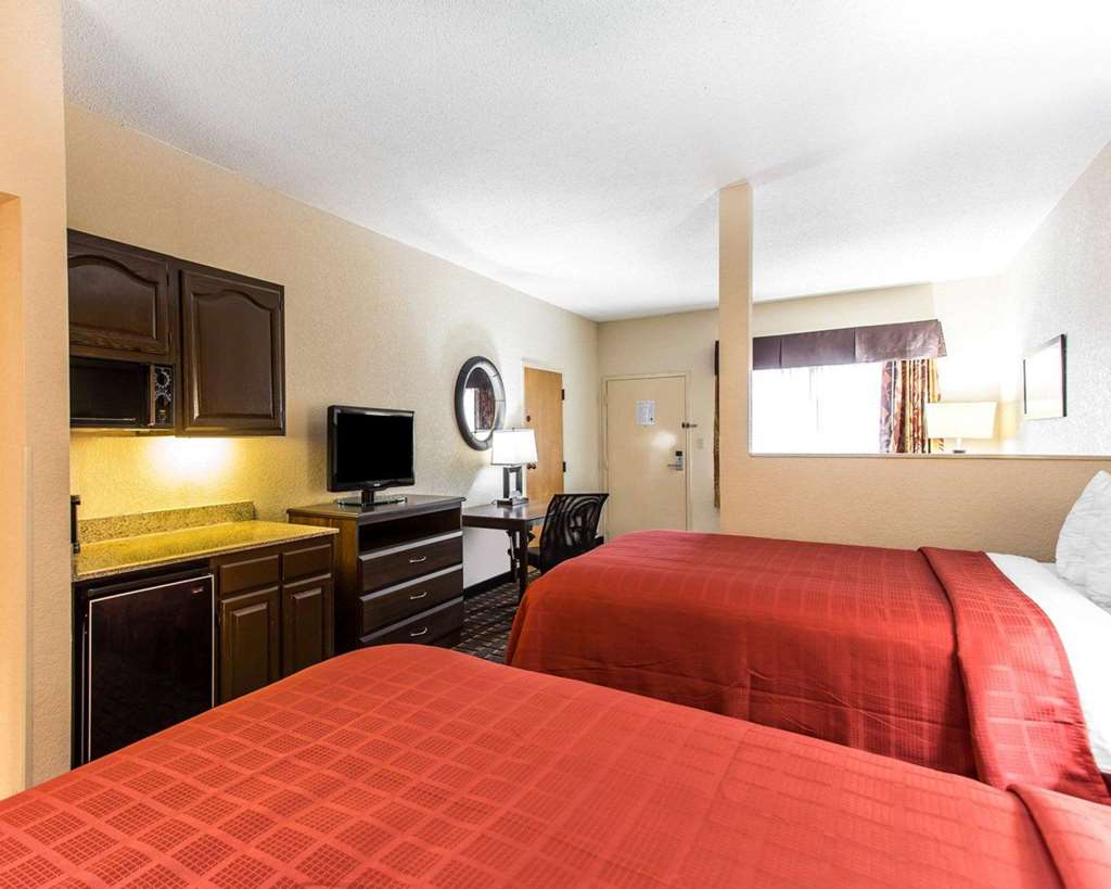 Quality Suites Hickory South - photo 16