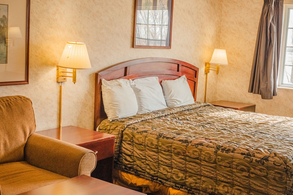 Colfax Inn - photo 27