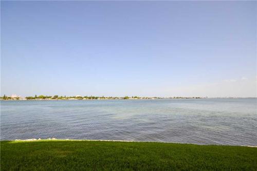 St Pete Isla Casa B 507 Beautiful — 4-Star Luxury Hotel in St. Petersburg, United States
