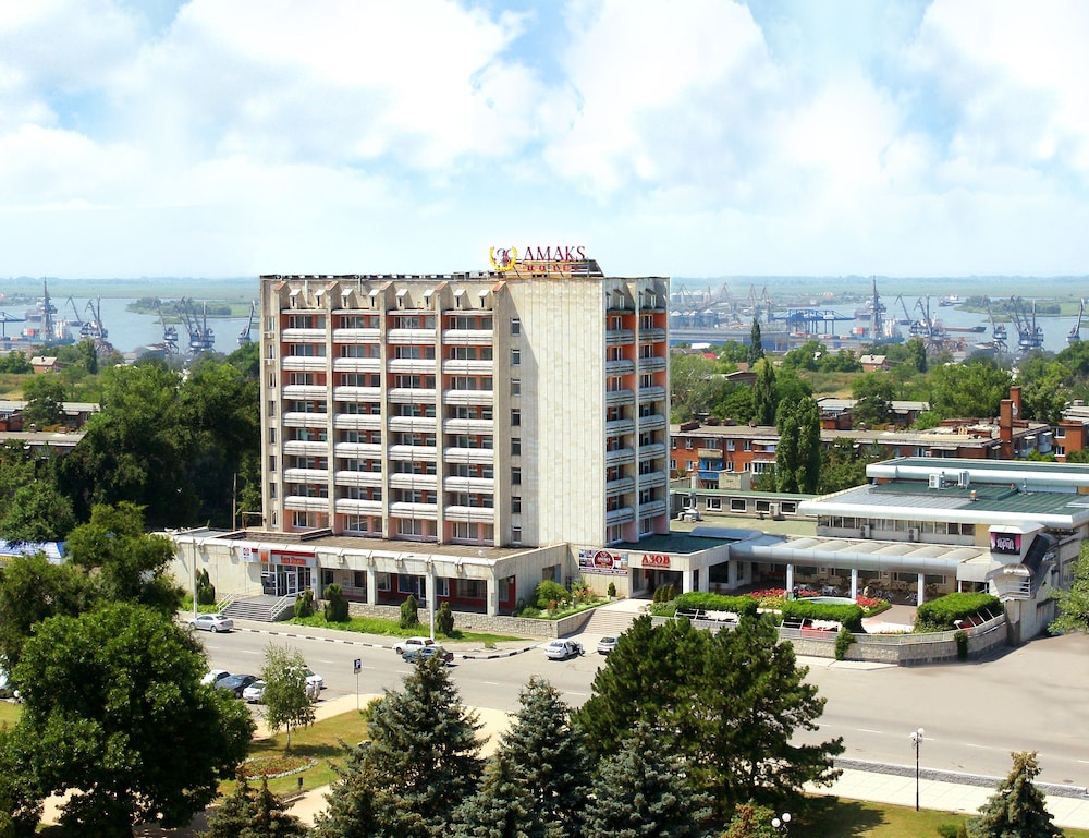 Amaks Hotel Azov — hotel in Azov