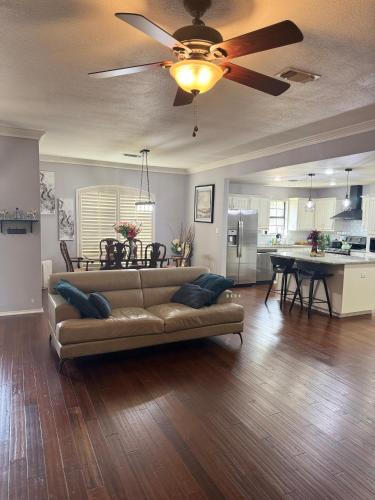 Exotic Abode Luxury Double Rooms in Denton, United States