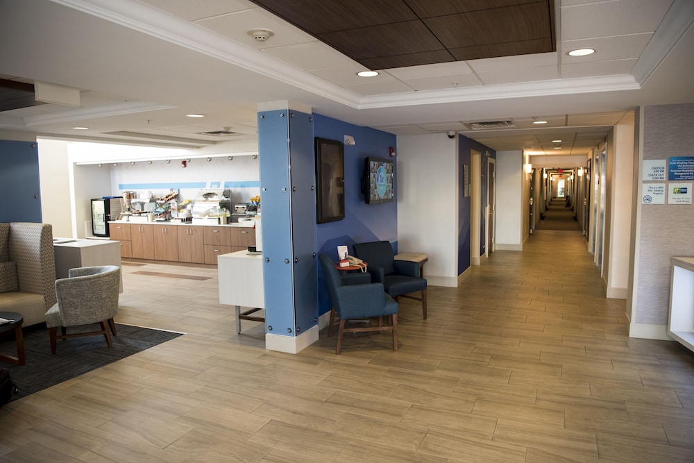 Holiday Inn Express Hotel & Suites Lexington Downtown by IHG - photo 32
