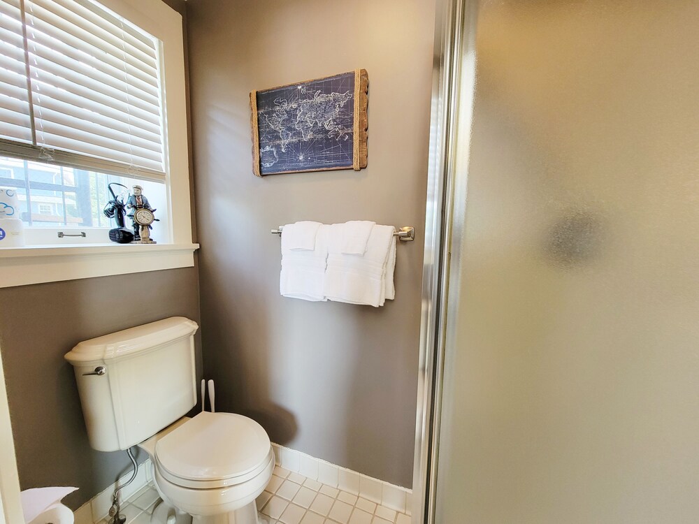 Historic GG Barnum Mansion by Heirloom Boutique Collection - photo 72