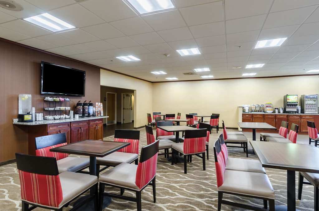 Comfort Inn Randolph Boston - photo 41