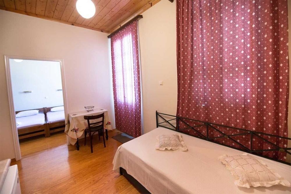 Hotel Patrai — Lefkada — photo 4