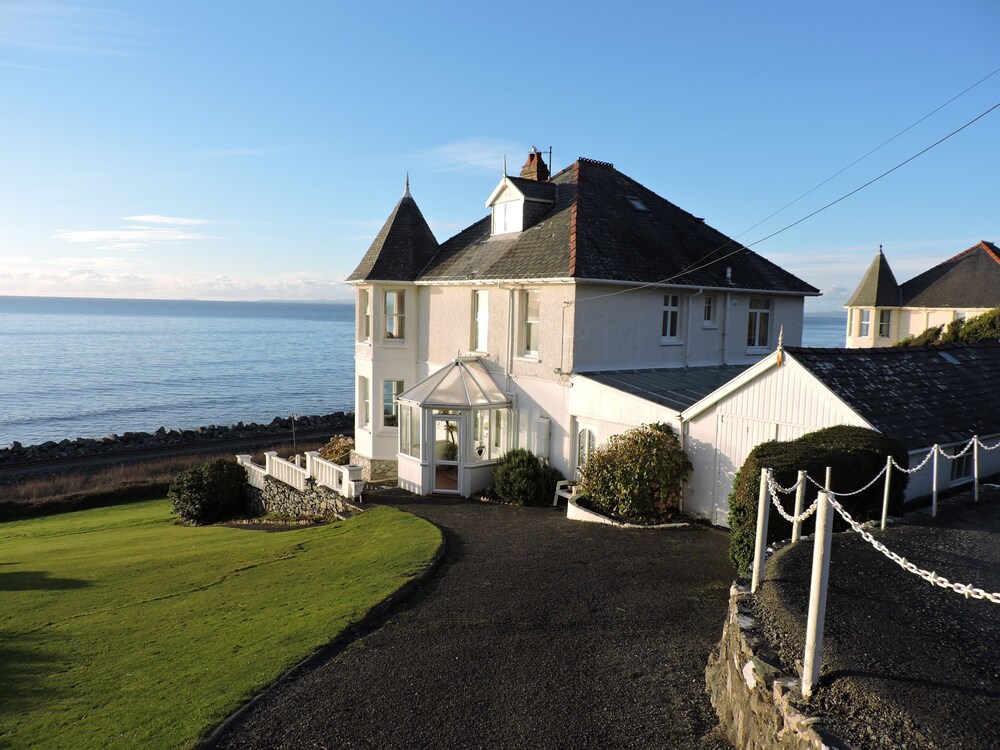 Morwendon House — 4-Star Luxury Hotel in Barmouth, United Kingdom