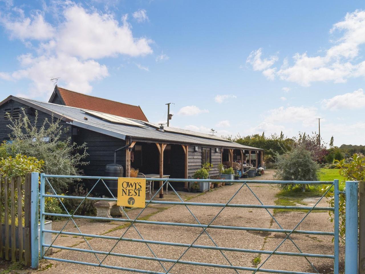 Owls Nest - carbon neutral hotel in Stradbroke