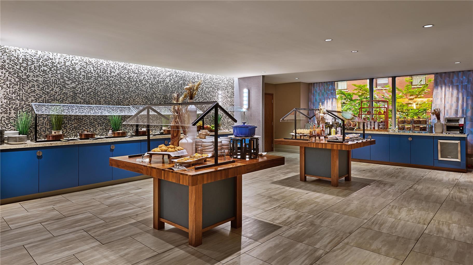 Hyatt Centric Chicago Magnificent Mile - photo 39