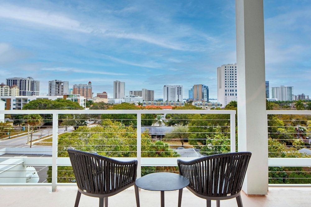 The Sarasota Modern a Tribute Portfolio Hotel - photo 105