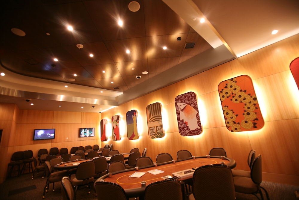 Fun City Resort Hotel - photo 30