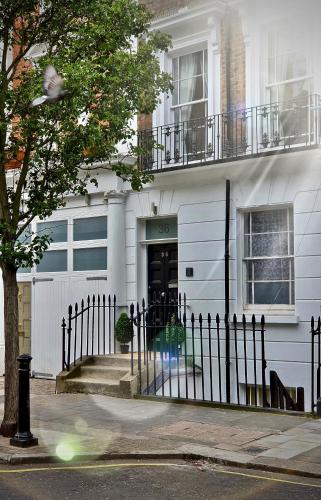 Victoria Lodgings London — 4-Star Luxury Hotel in London, United Kingdom