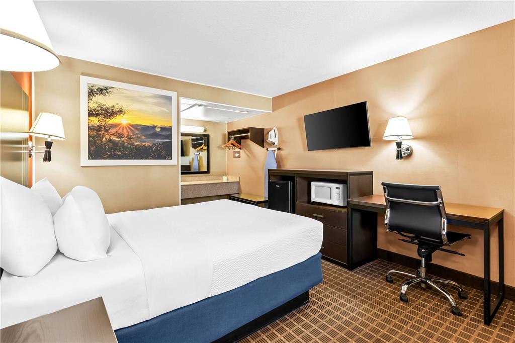 Days Inn by Wyndham Elko - photo 22