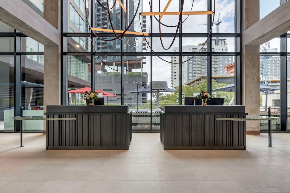 Cambria Hotel Austin Downtown - photo 3