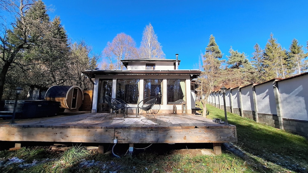 Villa Yarema Mountain Relax with Hot Jacuzzi & Sauna by BookVillaBG — 4-Star Luxury Hotel in Samokov, Bulgaria
