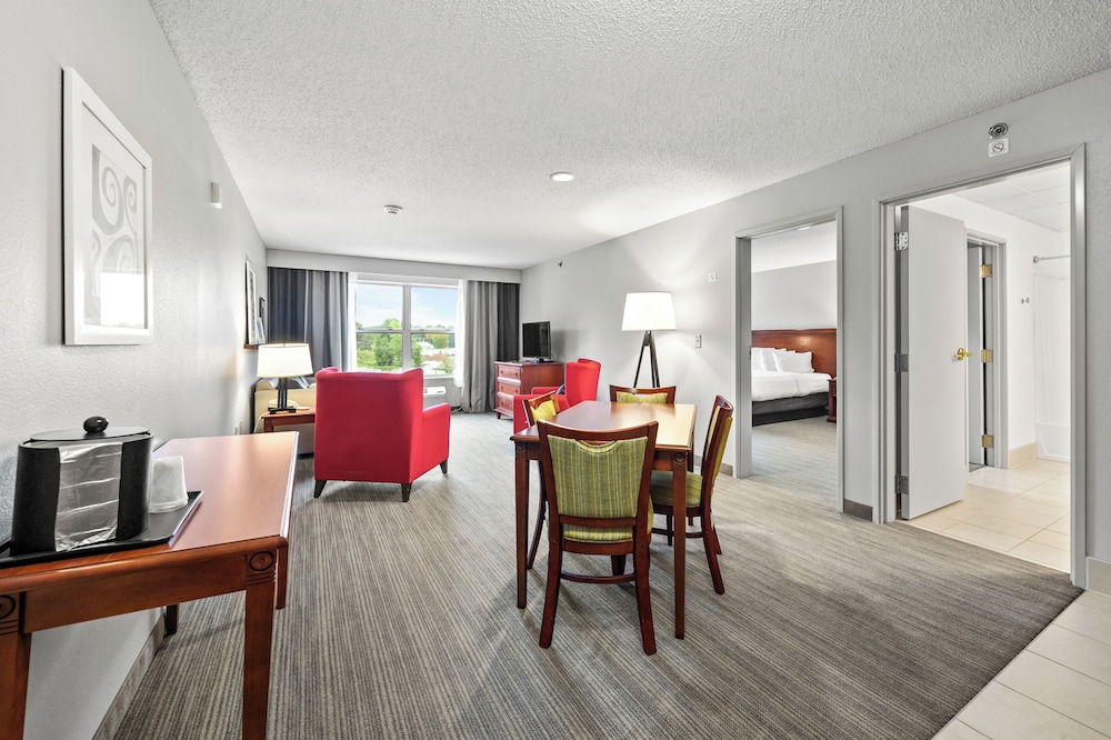 Country Inn & Suites by Radisson Marinette WI - photo 25