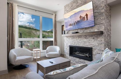 Fourth Street Crossing Traverse Townhome: Stylish Retreat in Silverthorne, United States