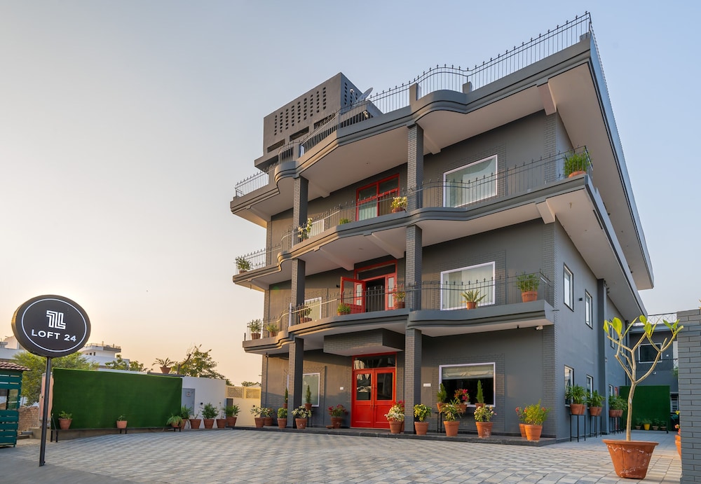 Loft 24 - carbon neutral hotel in Jaipur